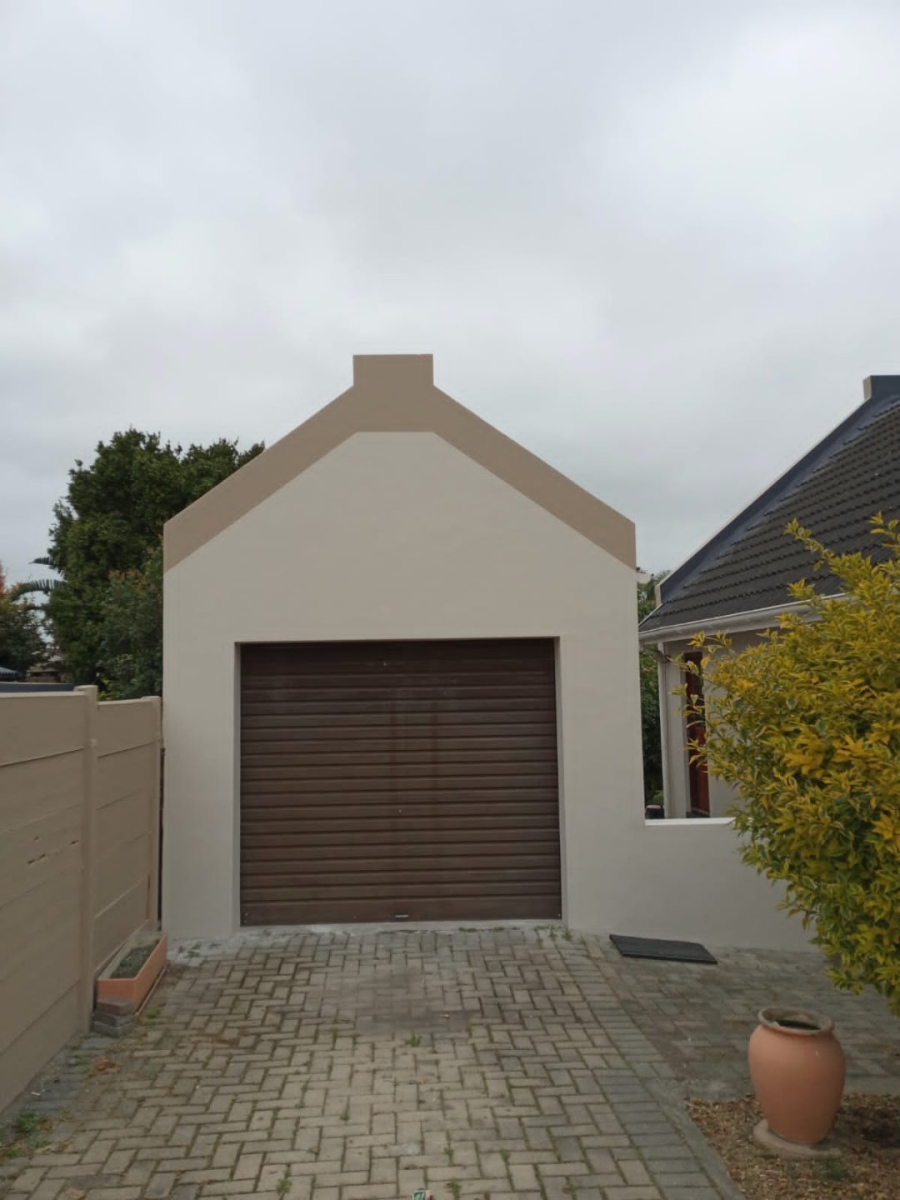 3 Bedroom Property for Sale in Denneoord Western Cape